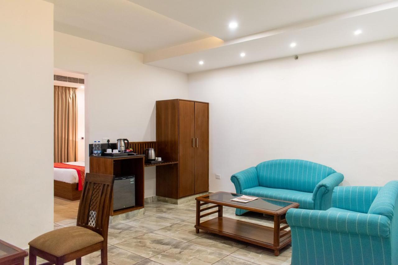 Grand Hotel Nawanshahr Nawāshahr Zewnętrze zdjęcie