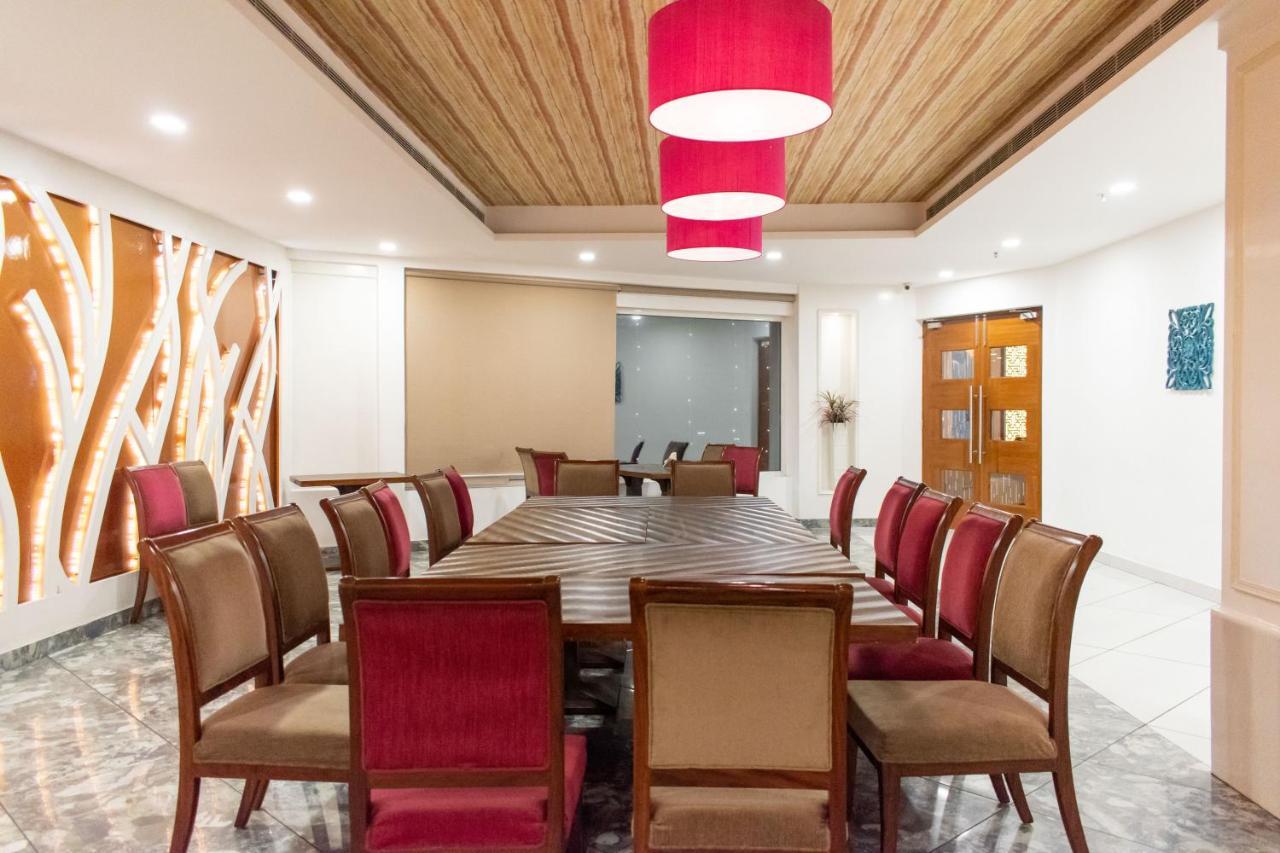 Grand Hotel Nawanshahr Nawāshahr Zewnętrze zdjęcie