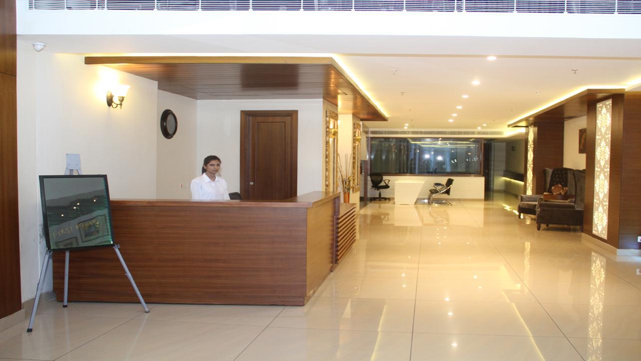 Grand Hotel Nawanshahr Nawāshahr Zewnętrze zdjęcie