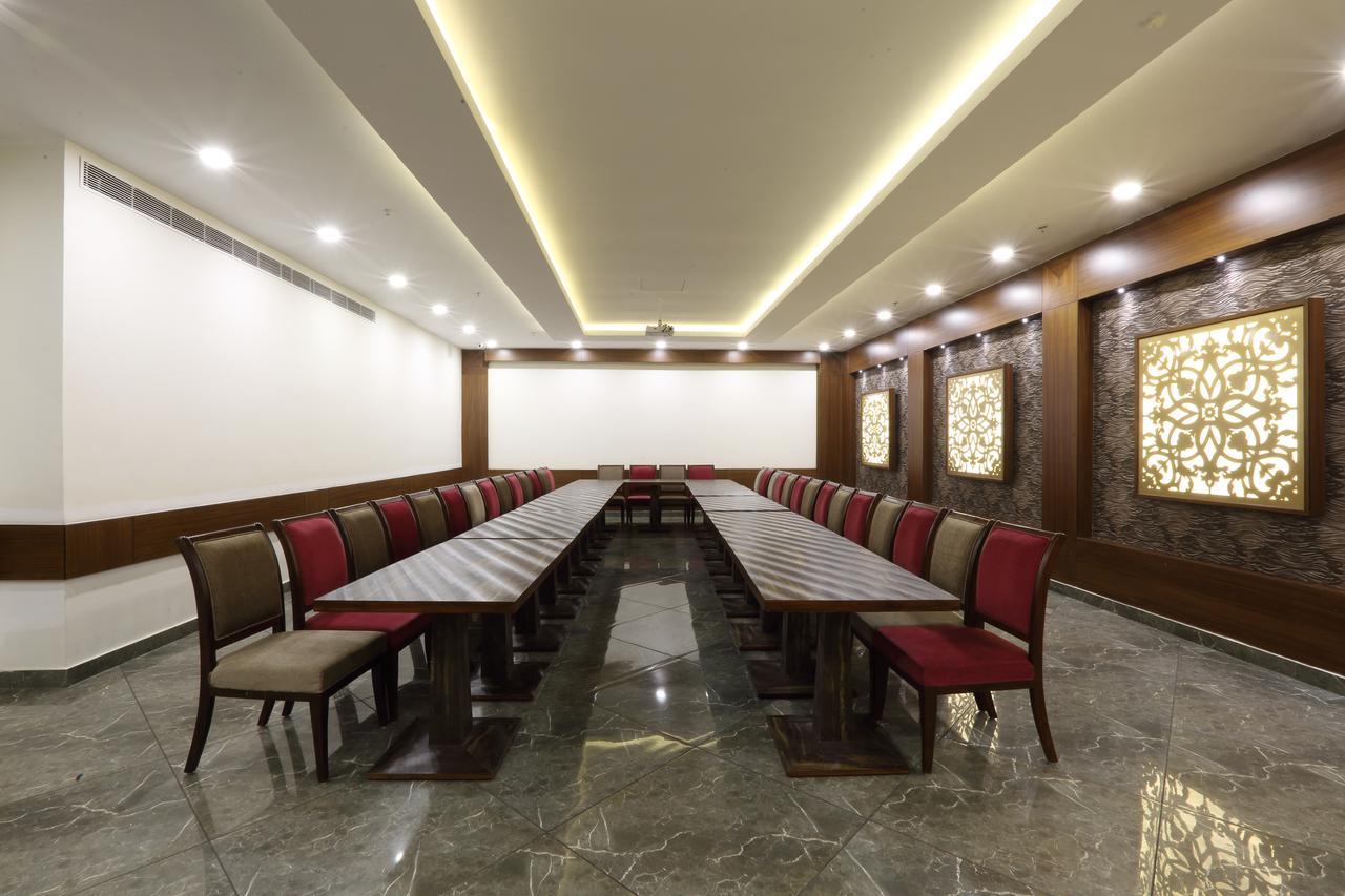 Grand Hotel Nawanshahr Nawāshahr Zewnętrze zdjęcie