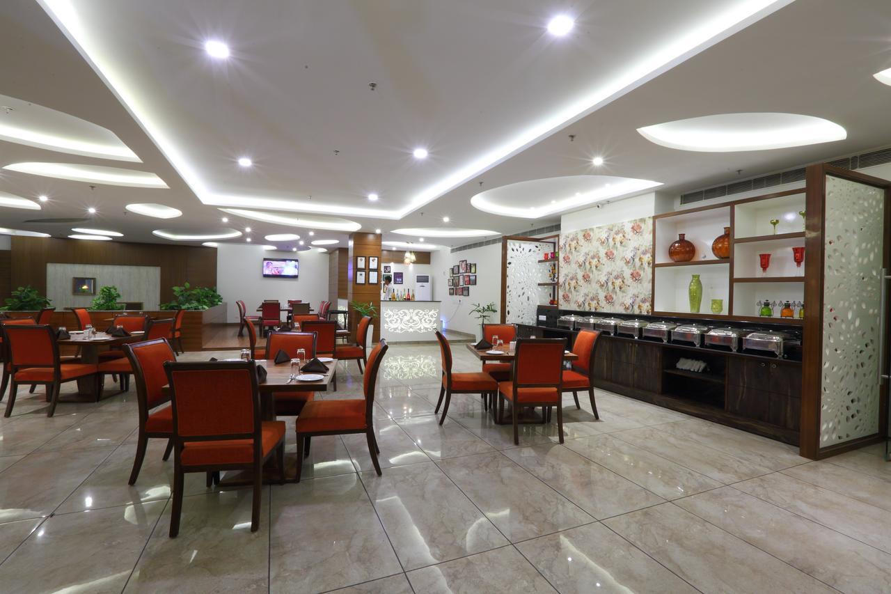Grand Hotel Nawanshahr Nawāshahr Zewnętrze zdjęcie