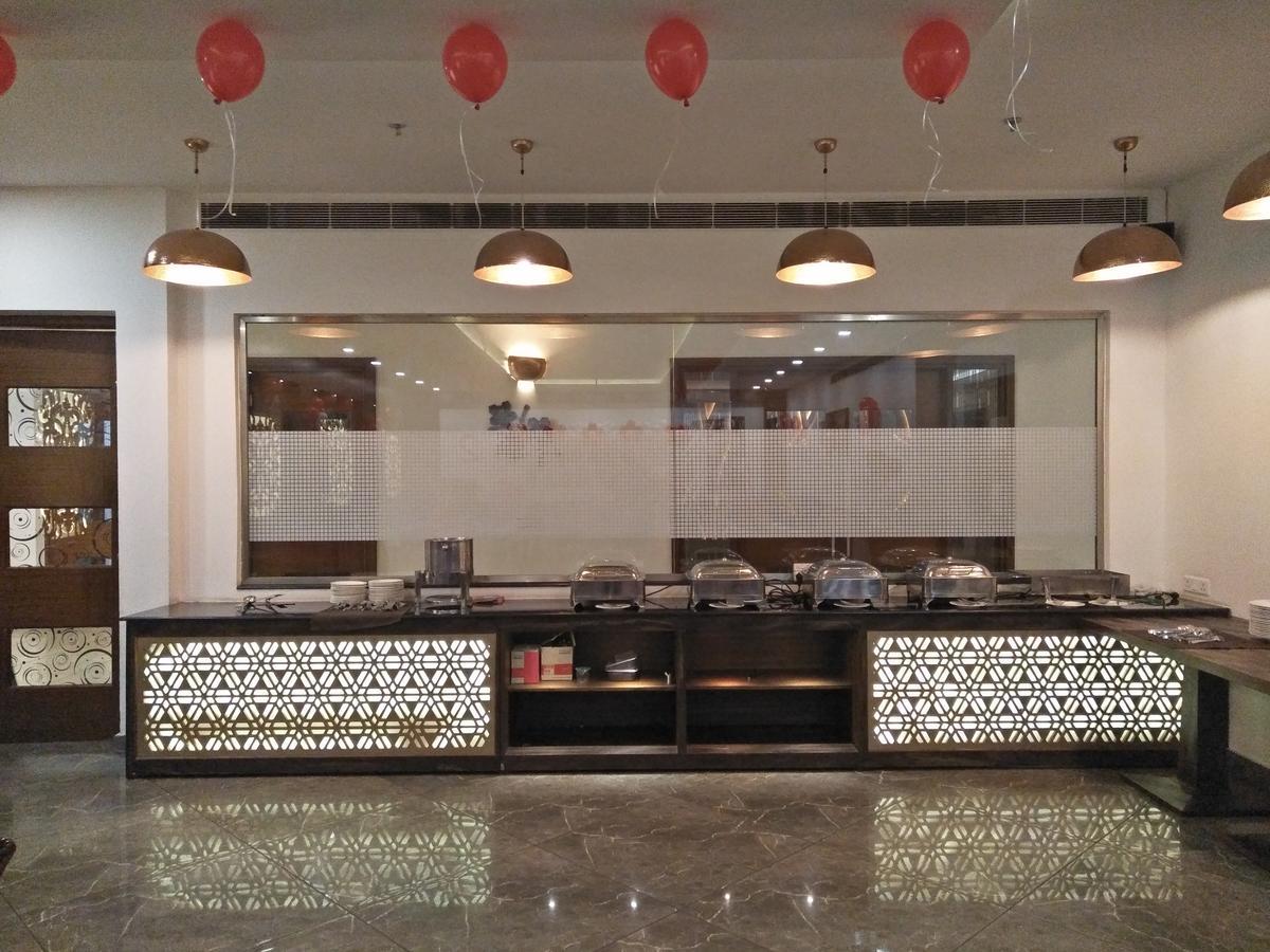 Grand Hotel Nawanshahr Nawāshahr Zewnętrze zdjęcie