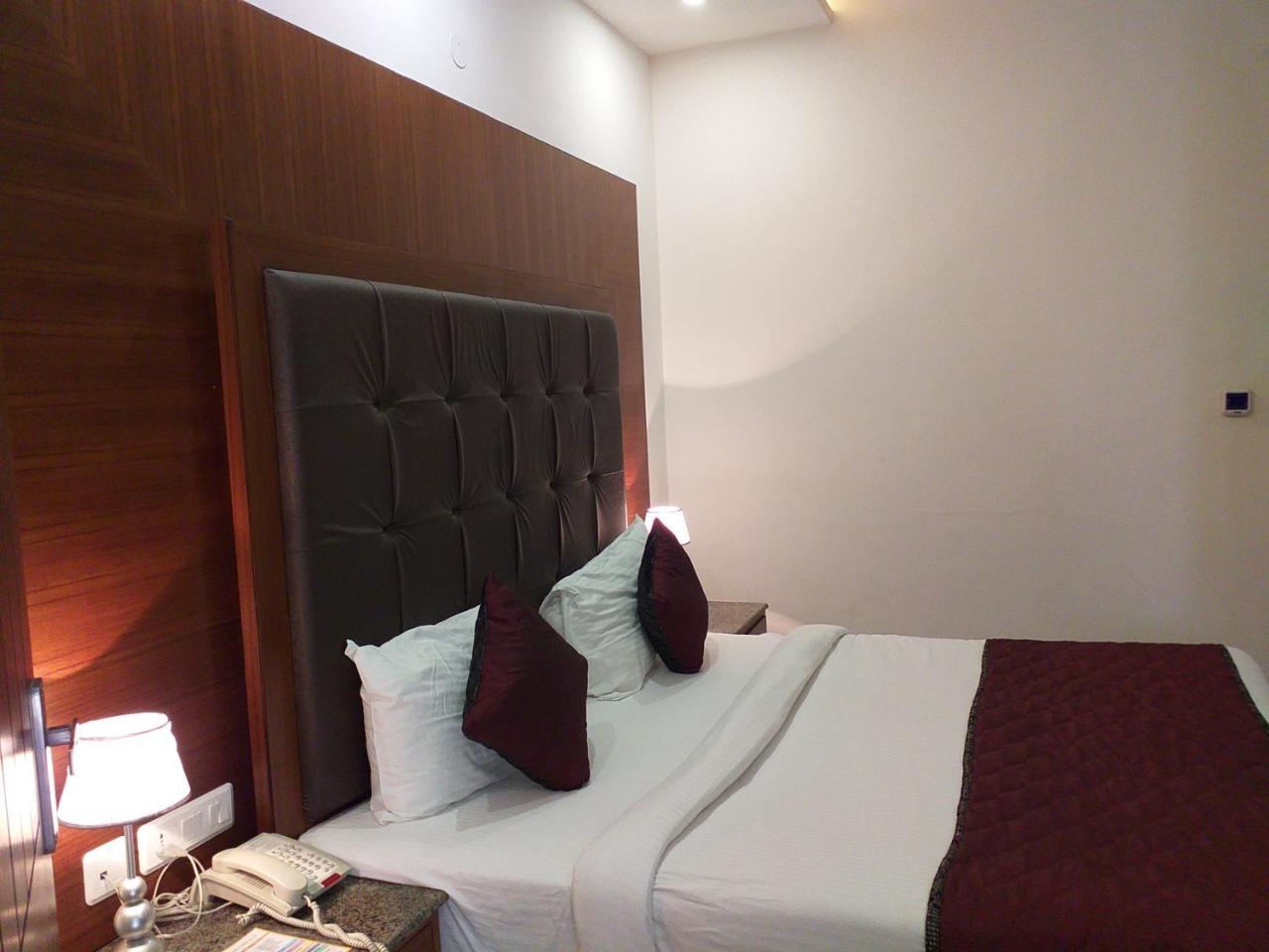 Grand Hotel Nawanshahr Nawāshahr Zewnętrze zdjęcie