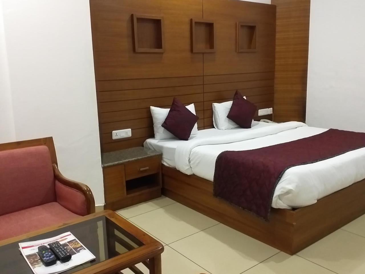 Grand Hotel Nawanshahr Nawāshahr Zewnętrze zdjęcie