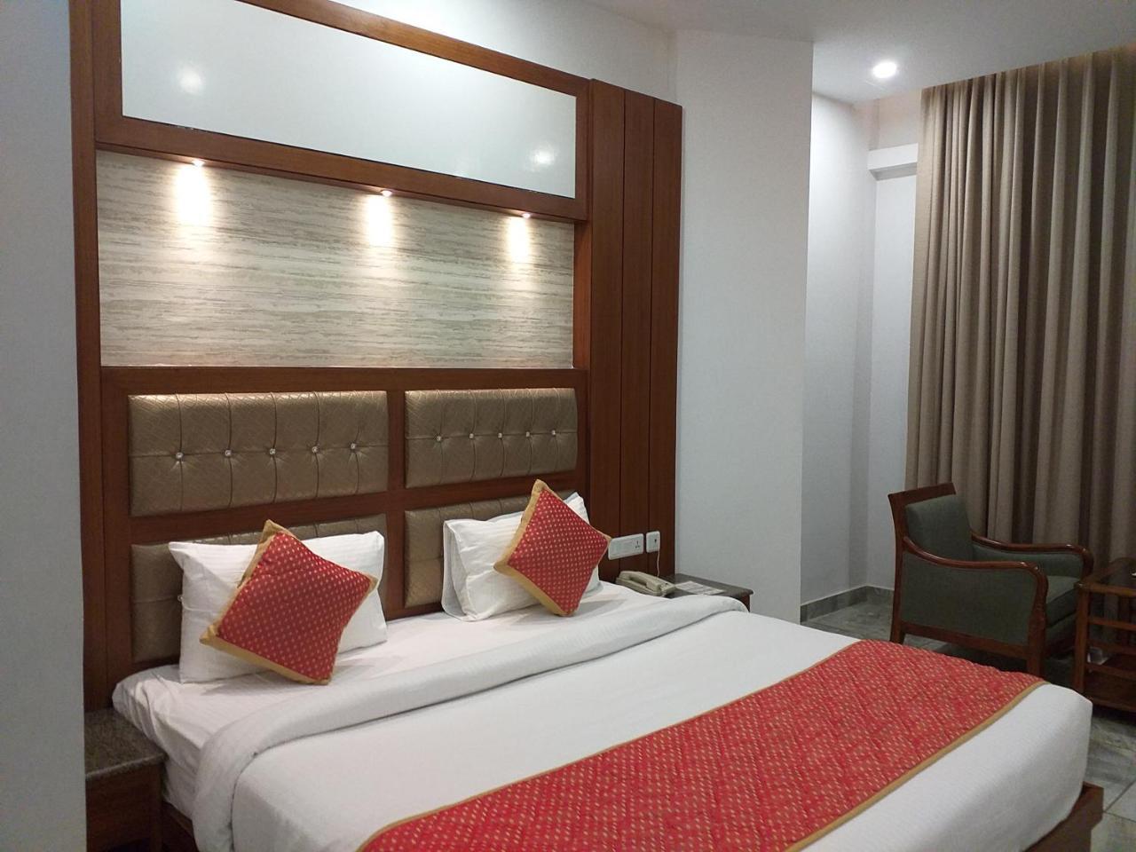 Grand Hotel Nawanshahr Nawāshahr Zewnętrze zdjęcie